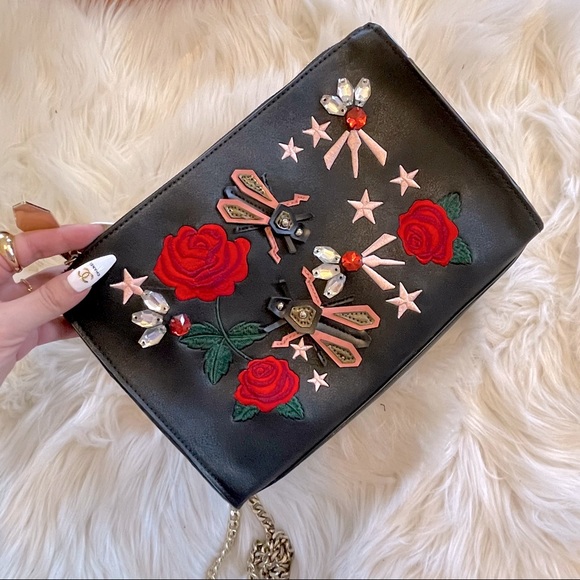 ZARA embroidery & motif crossbody bag - Picture 3 of 4